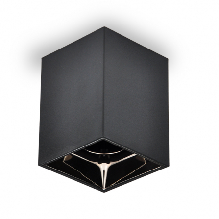 Nadgradna plafonska svetiljka kvadratnog oblika, crne boje, sa crnim senilom.