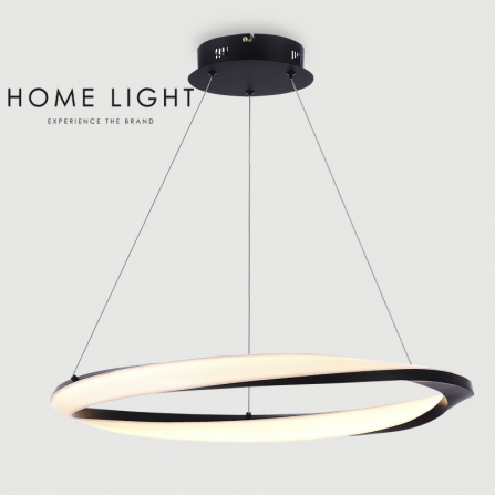 Elegantna LED visilica crne boje, snage 45W, sa toplo belom bojom svetla.