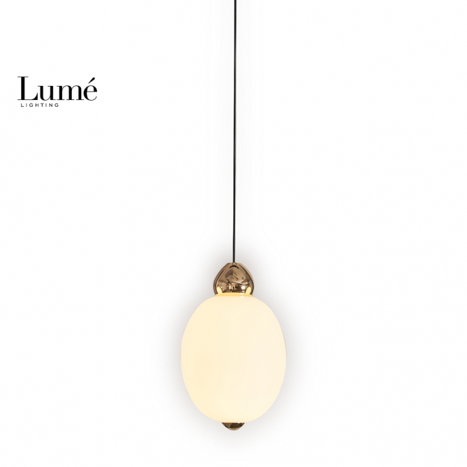 Elegantna LED visilica zlatne boje snage 10W, emituje toplo belo svetlo.