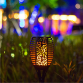 Solarna ubodna LED lampa u bašti - primena Solarna ubodna LED lampa u bašti - primena