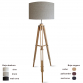 Ručno rađena podna lampa od prirodnih materijala za prijatnu atmosferu. Ručno rađena podna lampa od prirodnih materijala za prijatnu atmosferu.