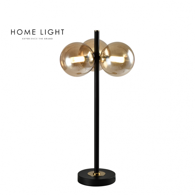 Elegantna stona lampa koja kombinuje bakar sa crnom bojom. Elegantna stona lampa koja kombinuje bakar sa crnom bojom.