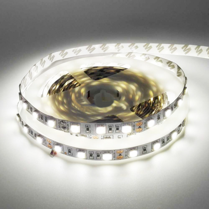 LED traka hladne bele boje (6500K), širine 10 mm, snaga 14,4W po metru. LED traka hladne bele boje (6500K), širine 10 mm, snaga 14,4W po metru.