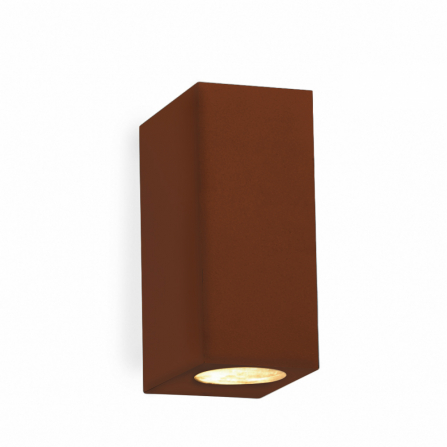 Zidna spoljna lampa, corten boje, IP65 zaštita. Poseduje 2 sijalična grla, tip GU10.
