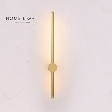 Moderna LED zidna lampa zlatne boje, pruža toplo belo svetlo (3000K) uz snagu od 12W.