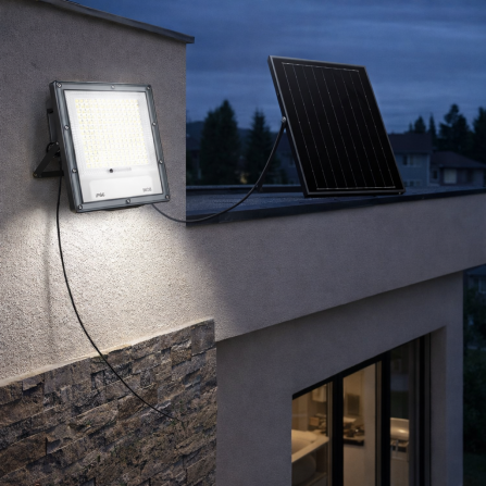 Solarni reflektor GN-SFL519-120W, sa IP66 zaštitom i svetlosnim fluksom od 1500lm